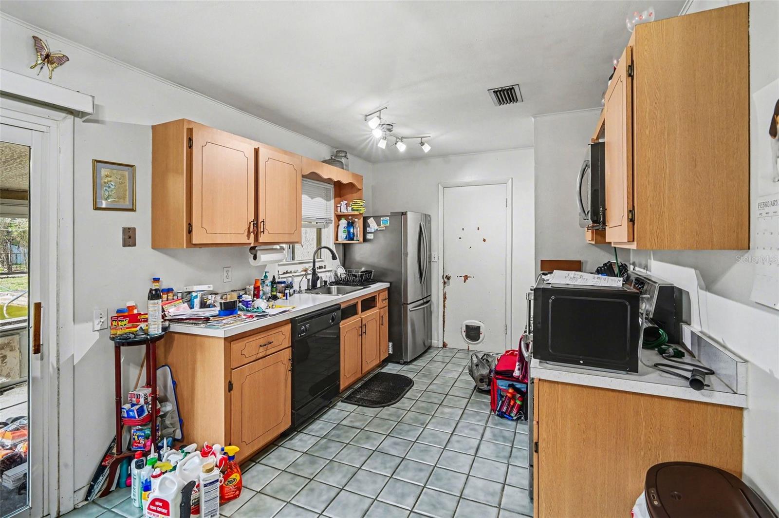 Image 9 of 21 For 1723 Palmetto Avenue