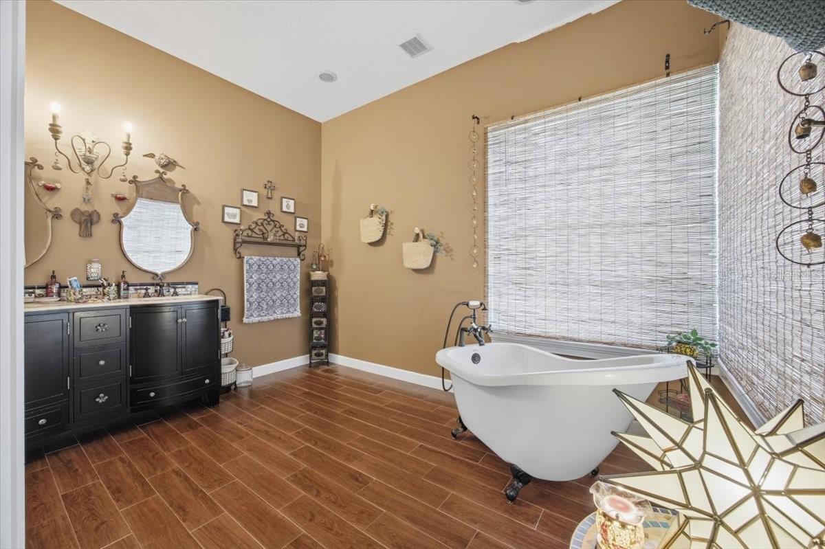 Image 15 of 43 For 3295 Timucua Circle