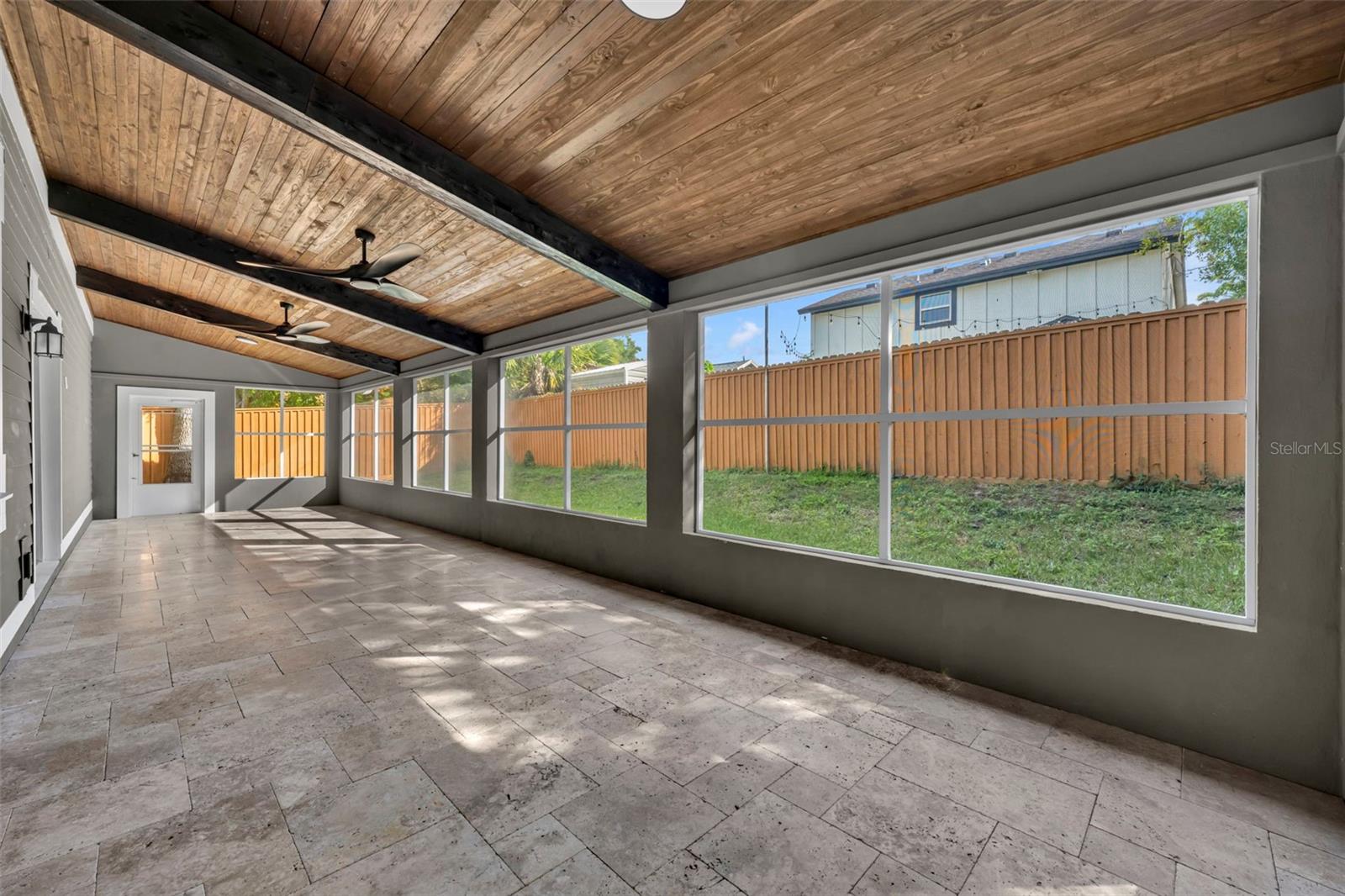 Image 33 of 36 For 2436 Lakeview Heights