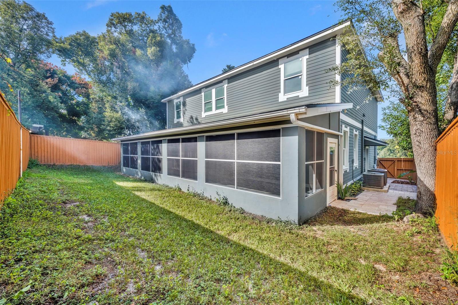 Image 35 of 36 For 2436 Lakeview Heights