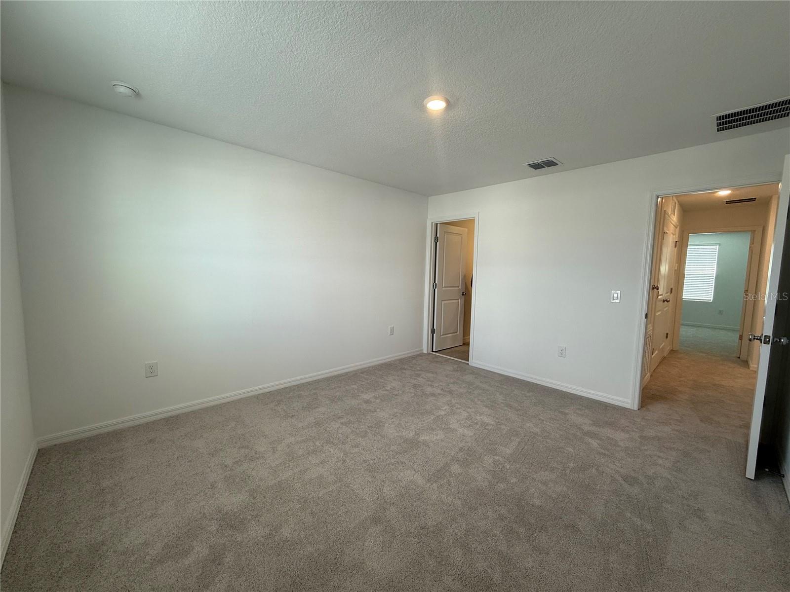 Image 17 of 25 For 3009 Skyline Loop