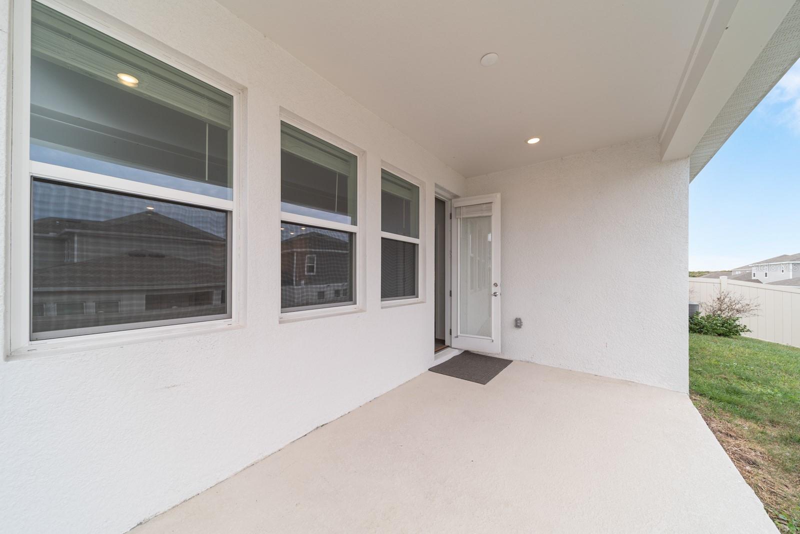 Image 31 of 42 For 2898 Armstrong Avenue