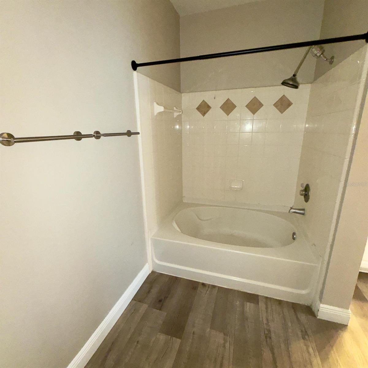 Image 18 of 30 For 12861 Madison Pointe Circle 101