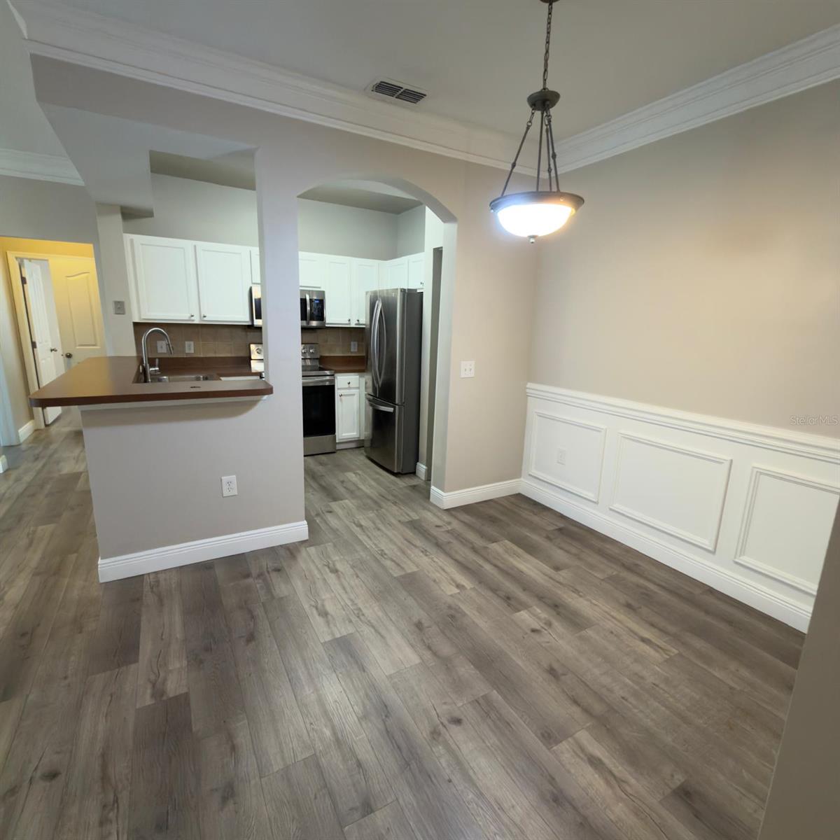 Image 6 of 30 For 12861 Madison Pointe Circle 101