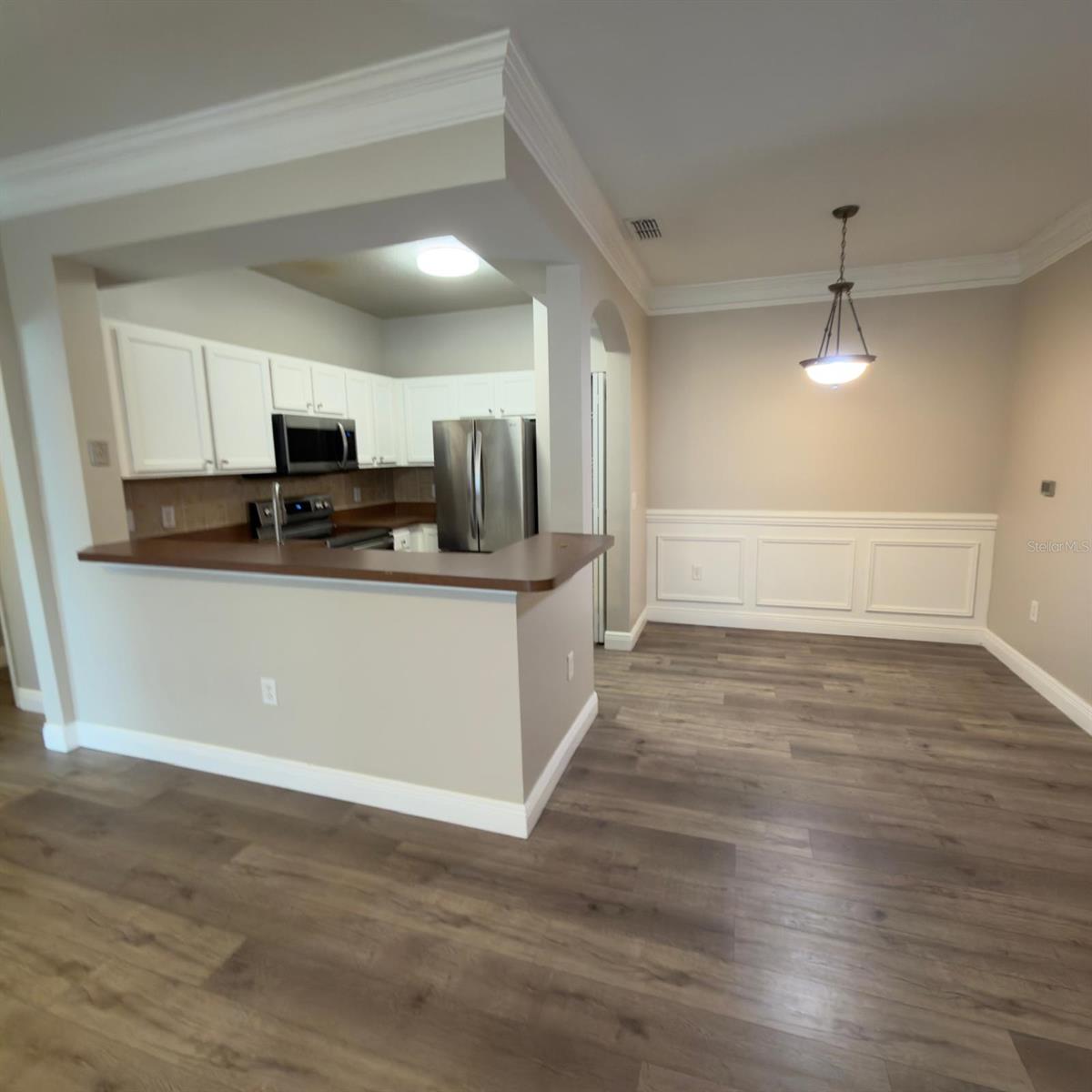 Image 9 of 30 For 12861 Madison Pointe Circle 101