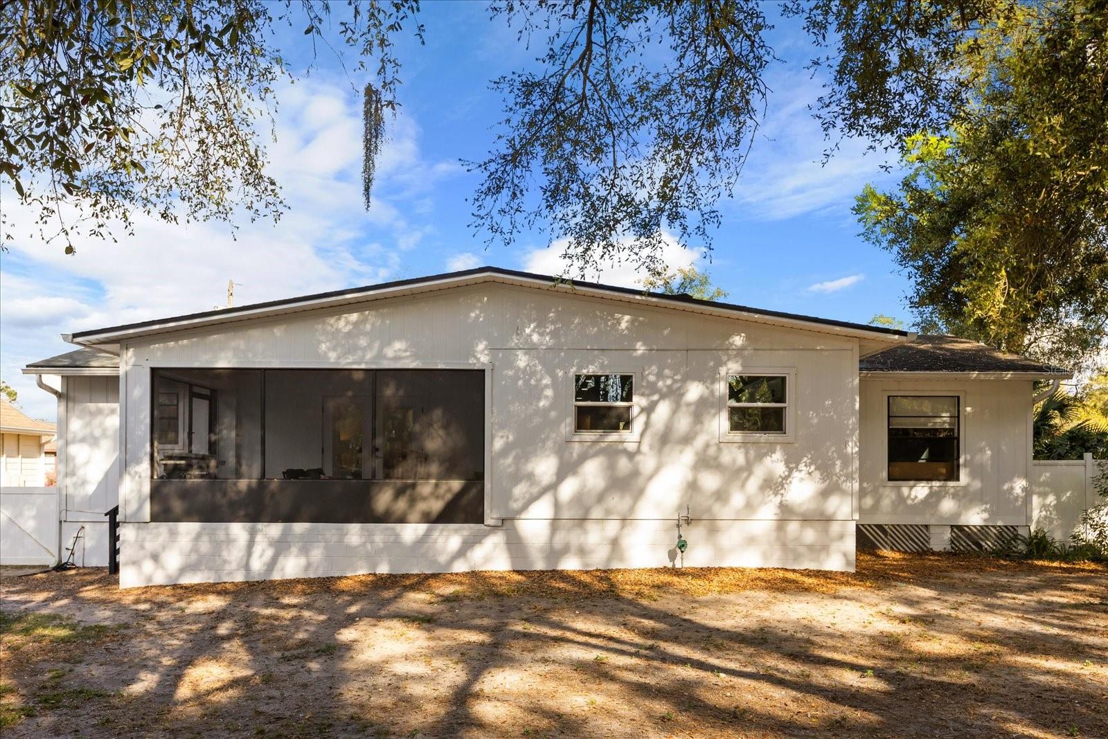 Image 28 of 37 For 1730 Highland Drive