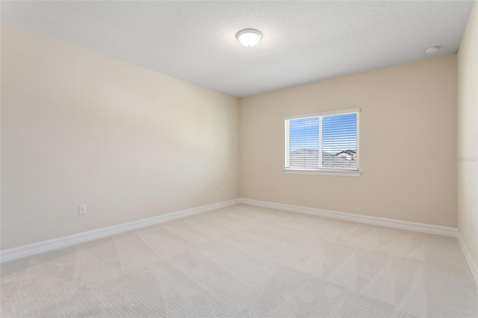 Image 19 of 37 For 9212 Hanging Vine Court