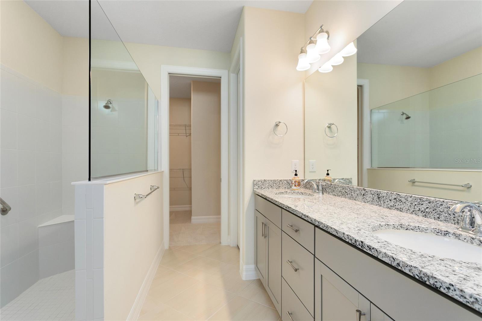 Image 27 of 37 For 9212 Hanging Vine Court