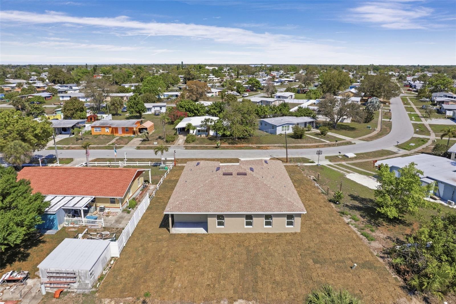 Image 16 of 38 For 21929 Felton Avenue