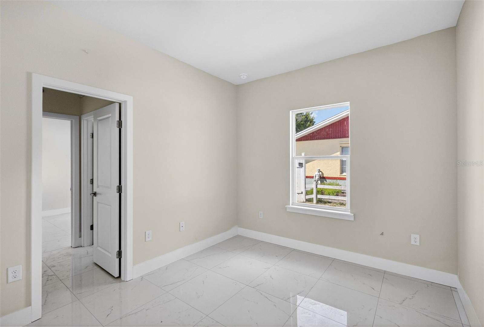 Image 31 of 38 For 21929 Felton Avenue