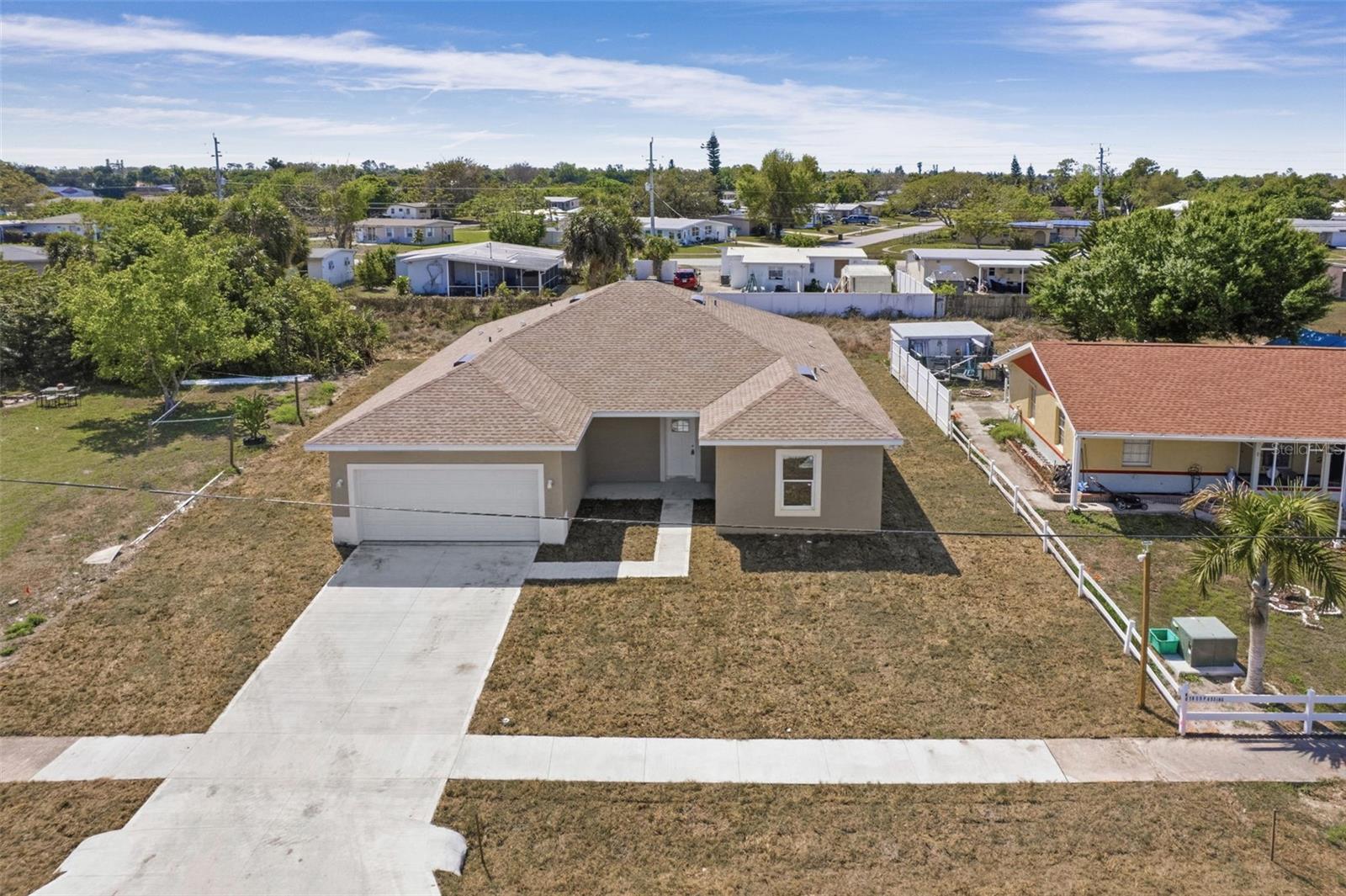 Image 9 of 38 For 21929 Felton Avenue