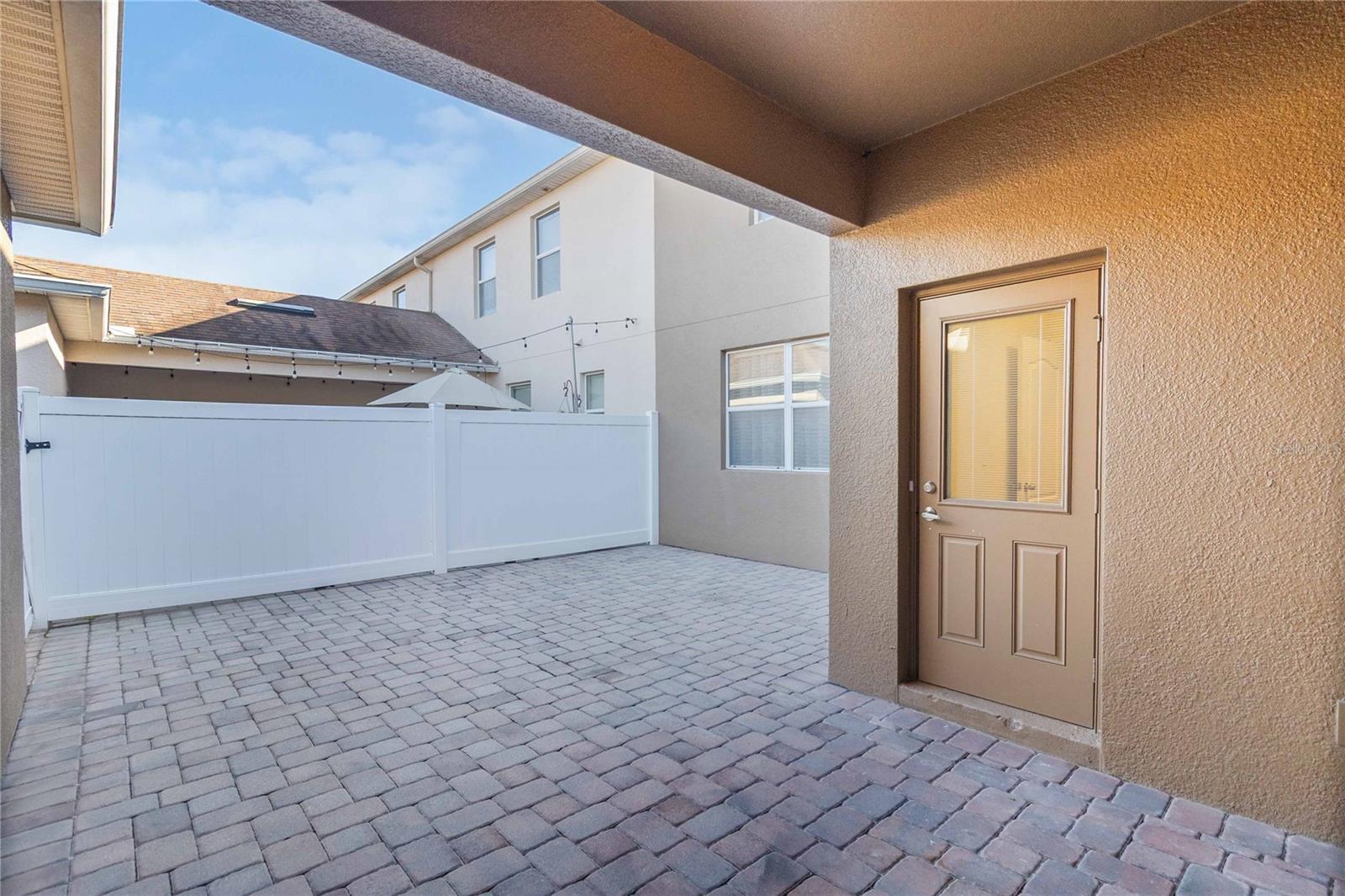 Image 26 of 36 For 9016 Savannah Magnolia Lane