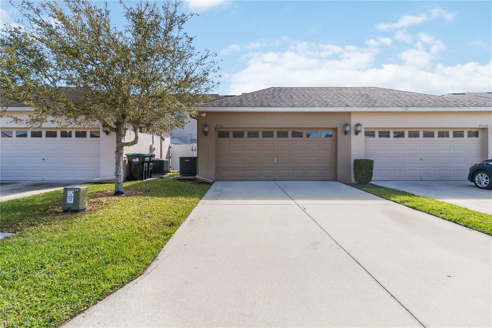 Image 27 of 36 For 9016 Savannah Magnolia Lane