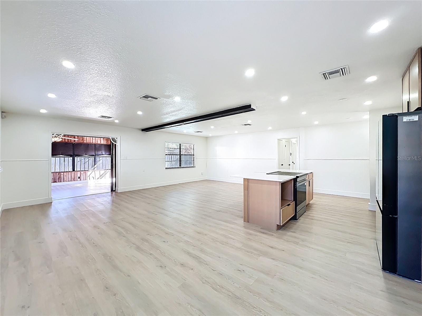 Image 16 of 58 For 3463 Arnel Drive