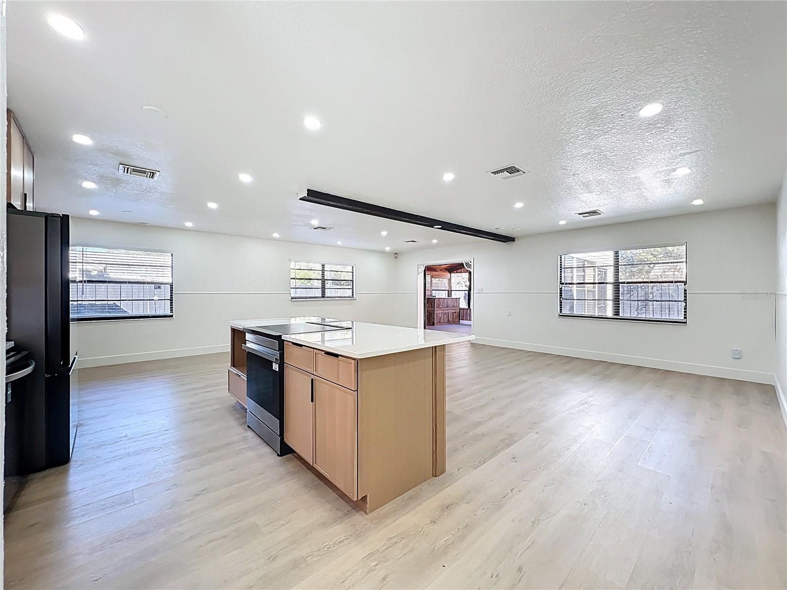 Image 6 of 58 For 3463 Arnel Drive