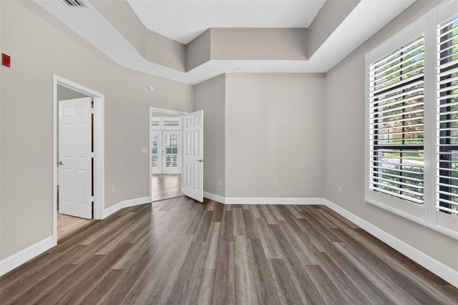 Image 32 of 69 For 701 Westpark Way 101