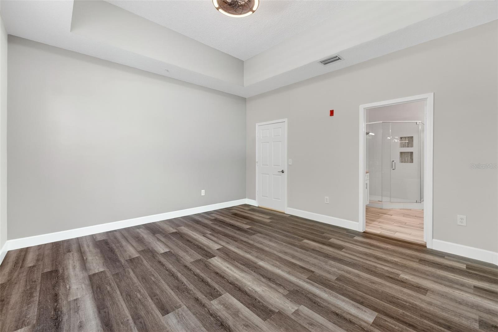 Image 33 of 69 For 701 Westpark Way 101