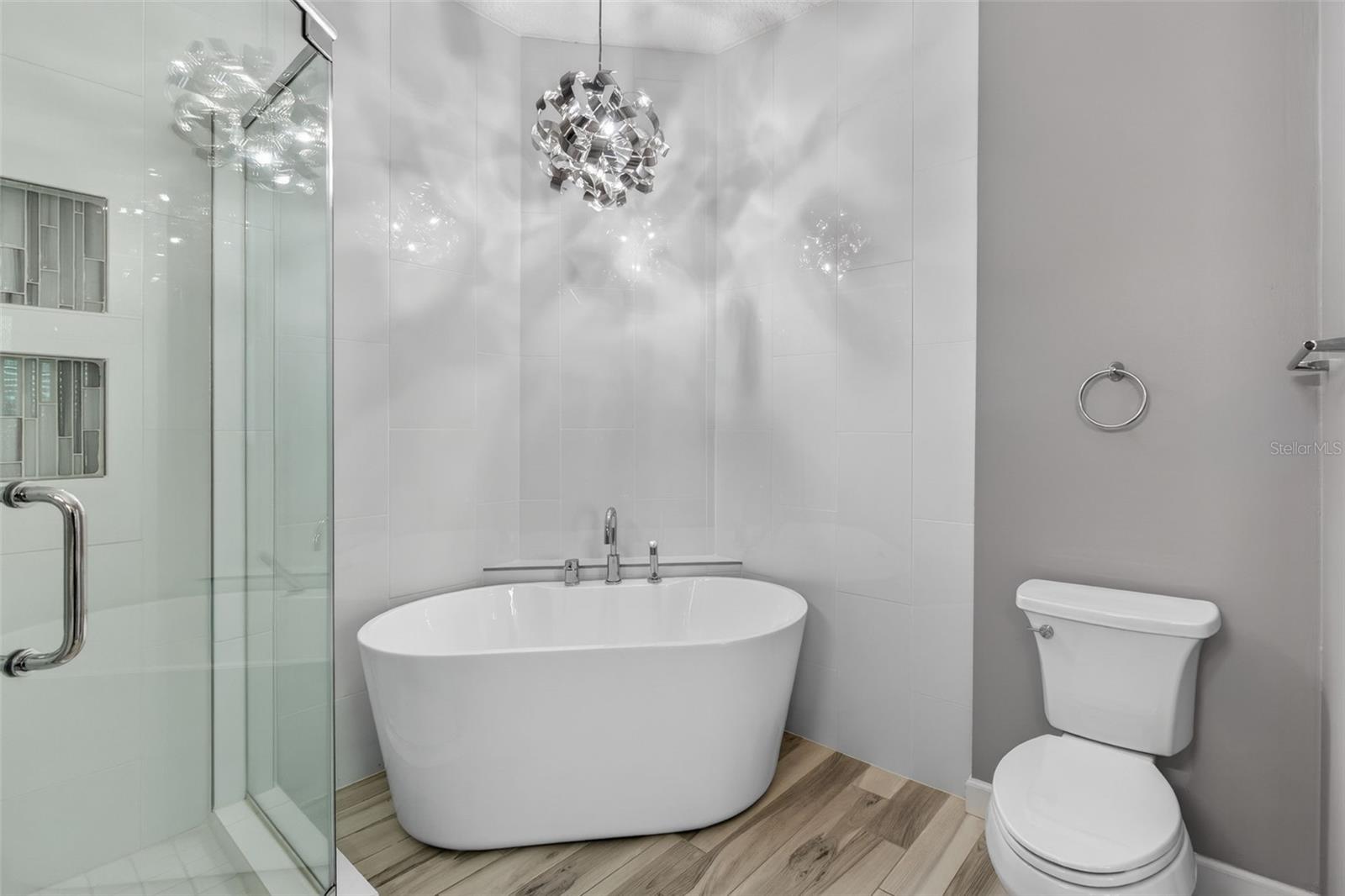 Image 37 of 69 For 701 Westpark Way 101