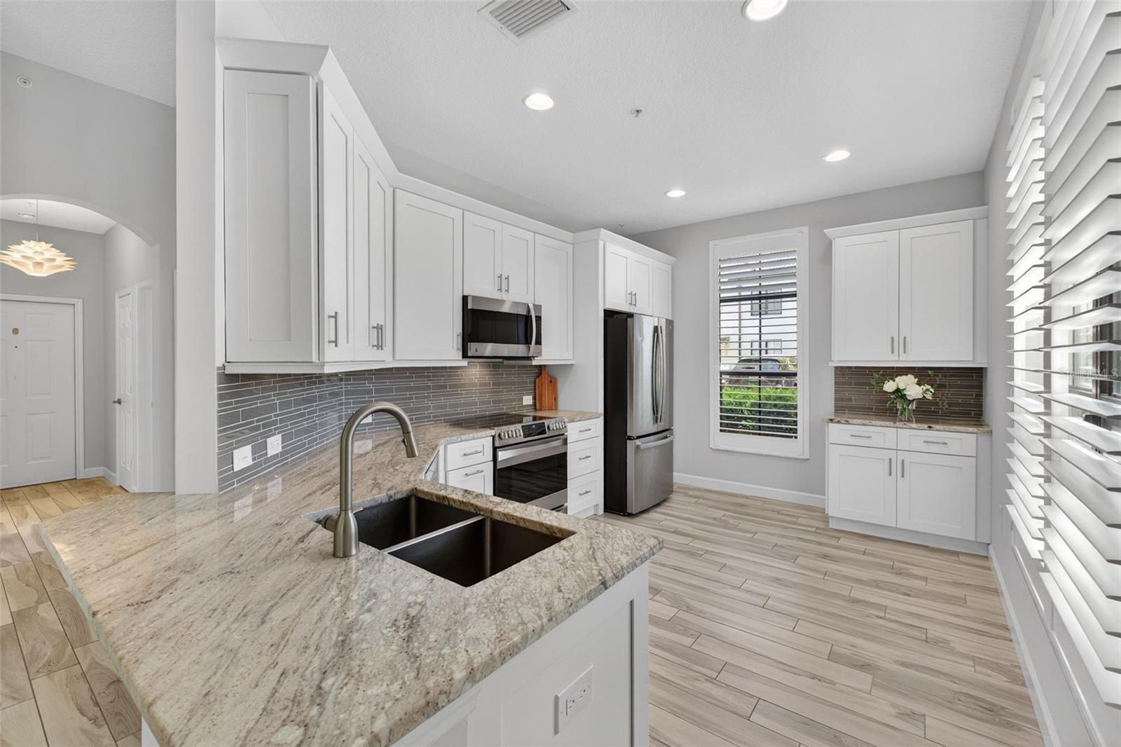 Image 7 of 69 For 701 Westpark Way 101