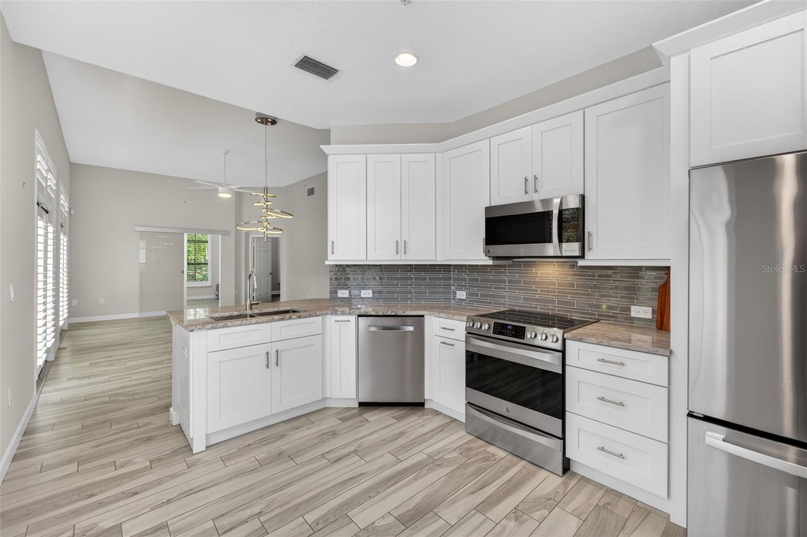 Image 8 of 69 For 701 Westpark Way 101