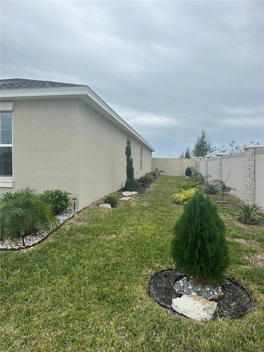 Image 3 of 40 For 2262 Pigeon Plum Drive