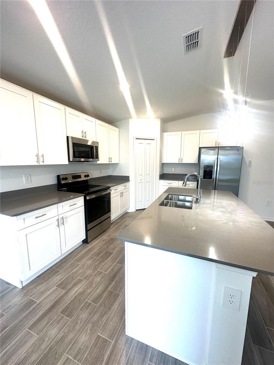 Image 9 of 40 For 2262 Pigeon Plum Drive