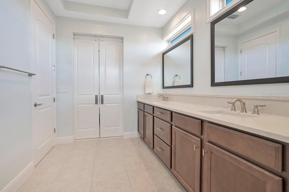 Image 22 of 47 For 13531 Abberwick Drive