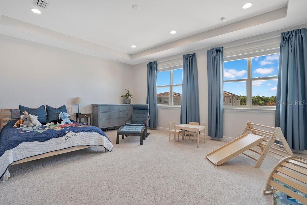 Image 26 of 47 For 13531 Abberwick Drive