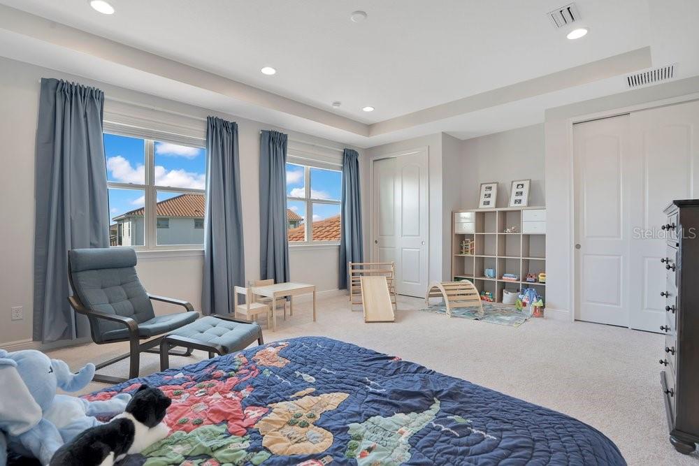 Image 27 of 47 For 13531 Abberwick Drive