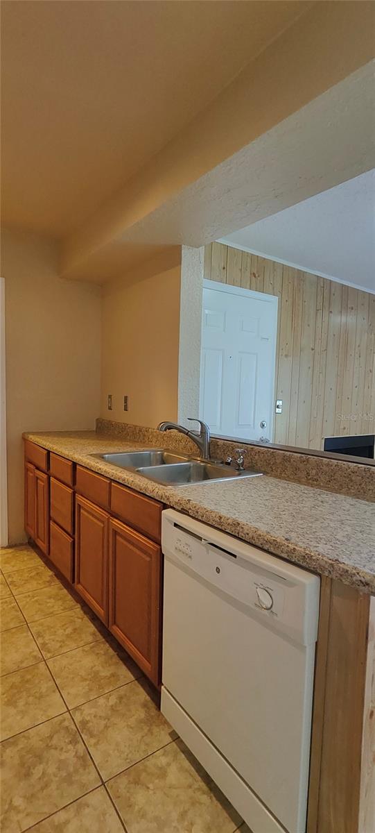 Image 11 of 20 For 2550 Alafaya Trail 10110