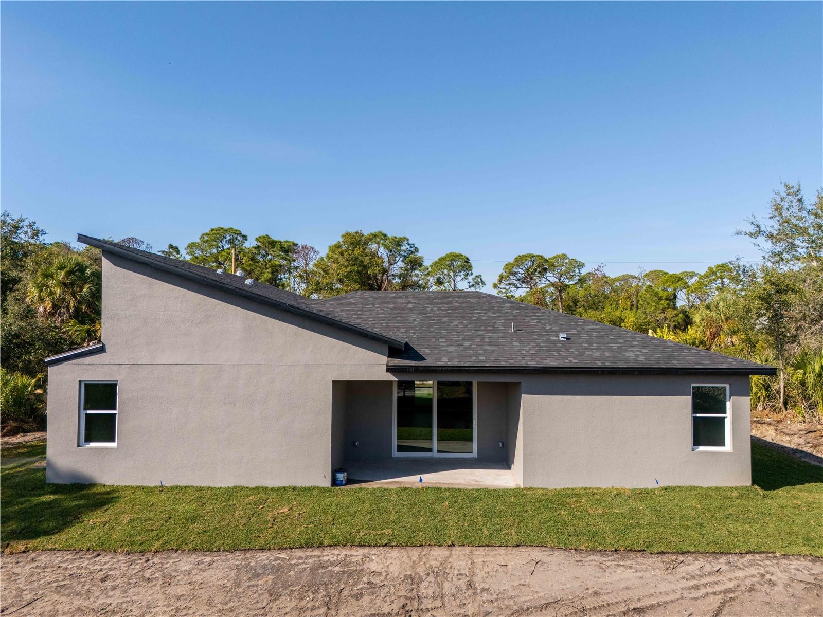 Image 23 of 98 For 70 Mcdill Drive