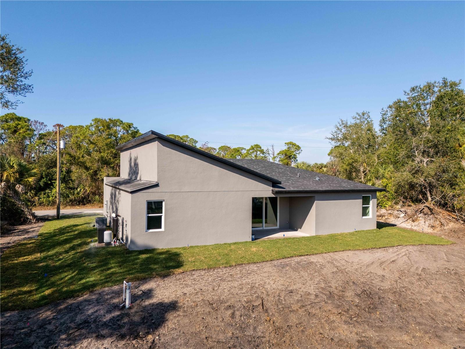 Image 25 of 98 For 70 Mcdill Drive