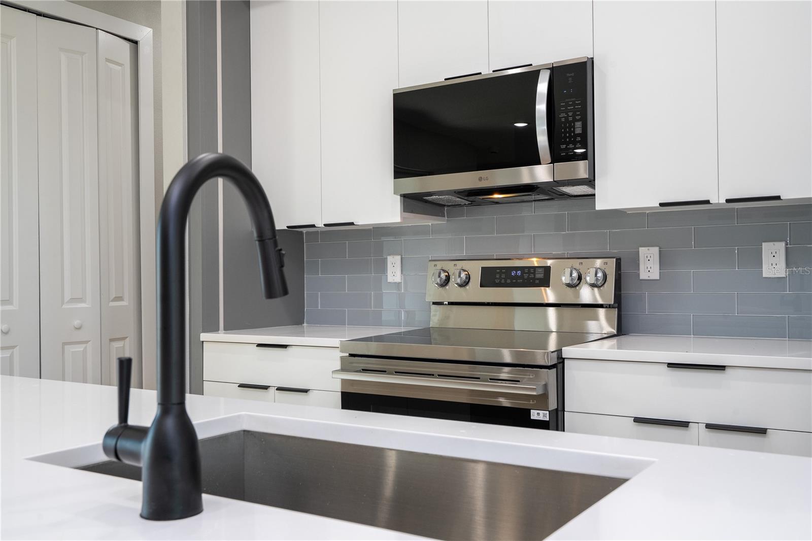 Image 38 of 98 For 70 Mcdill Drive