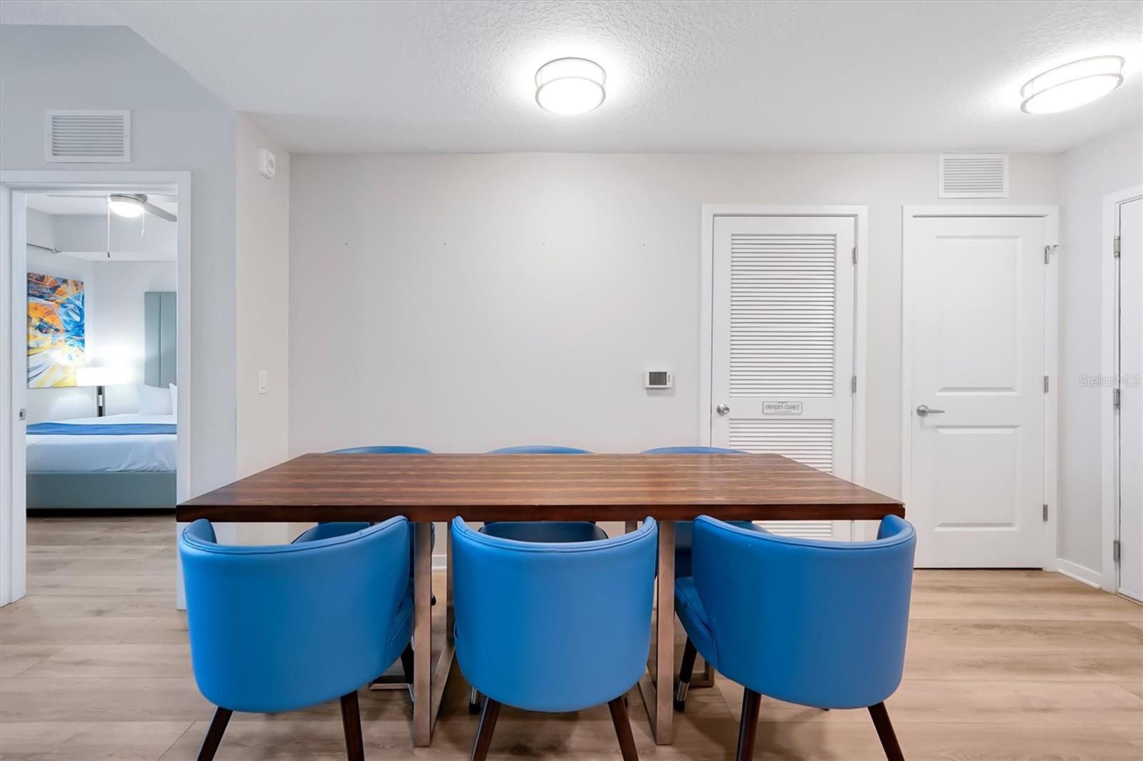 Image 12 of 54 For 4012 Breakview Drive B309