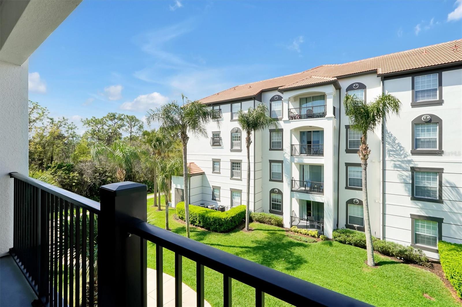 Image 21 of 54 For 4012 Breakview Drive B309