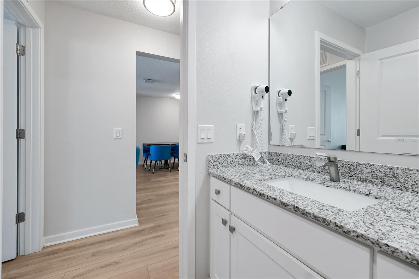 Image 25 of 54 For 4012 Breakview Drive B309