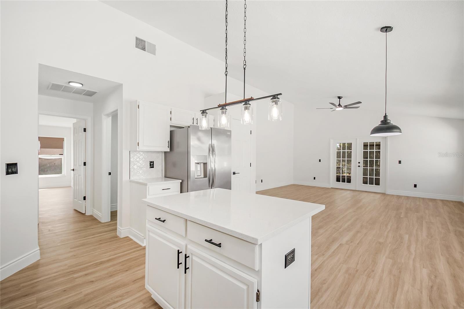 Image 28 of 55 For 808 White Ivey Court