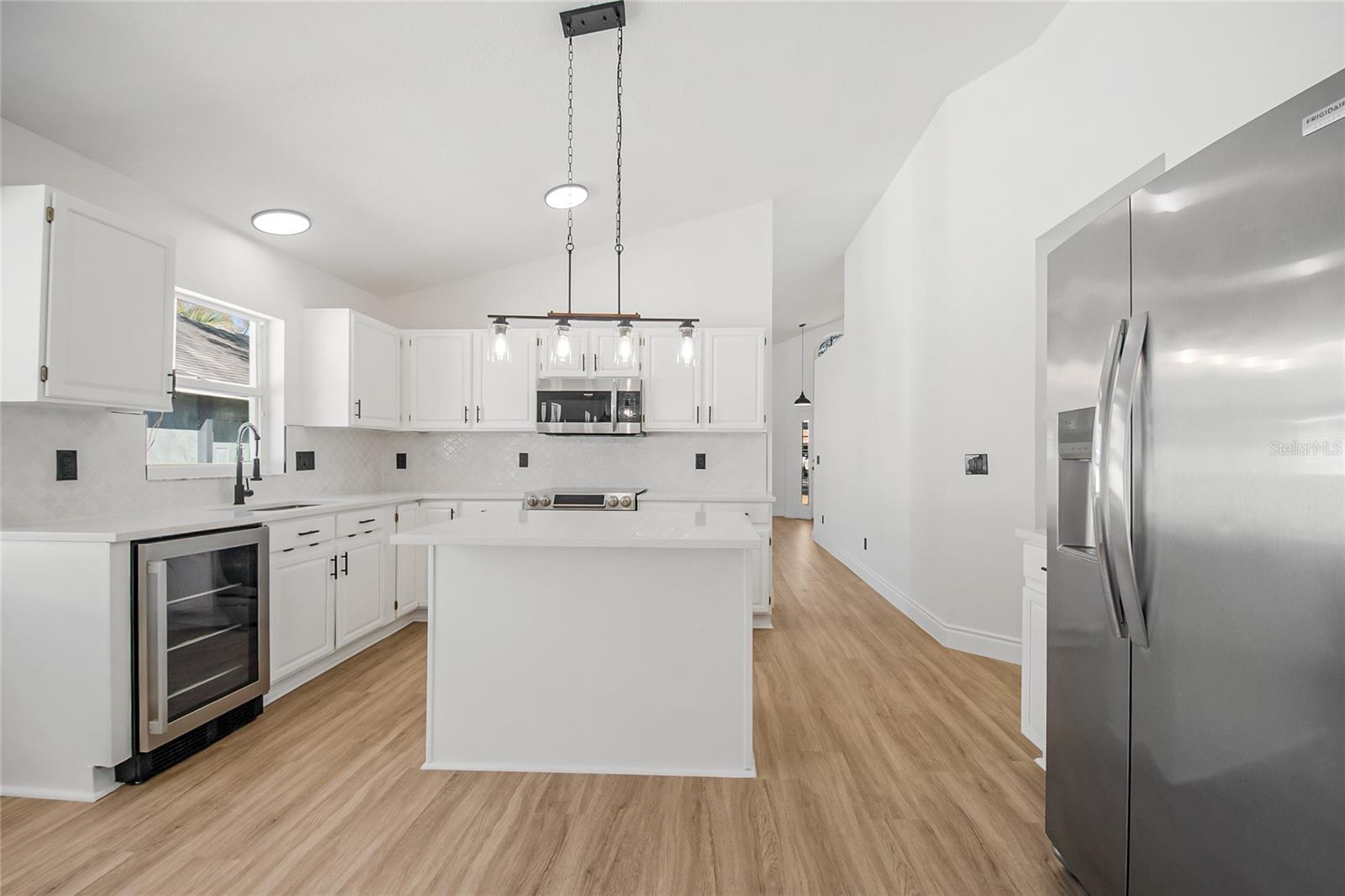 Image 33 of 55 For 808 White Ivey Court