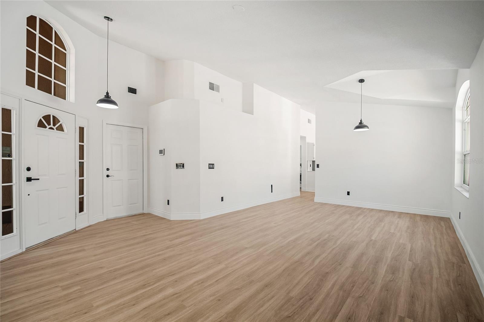 Image 39 of 55 For 808 White Ivey Court