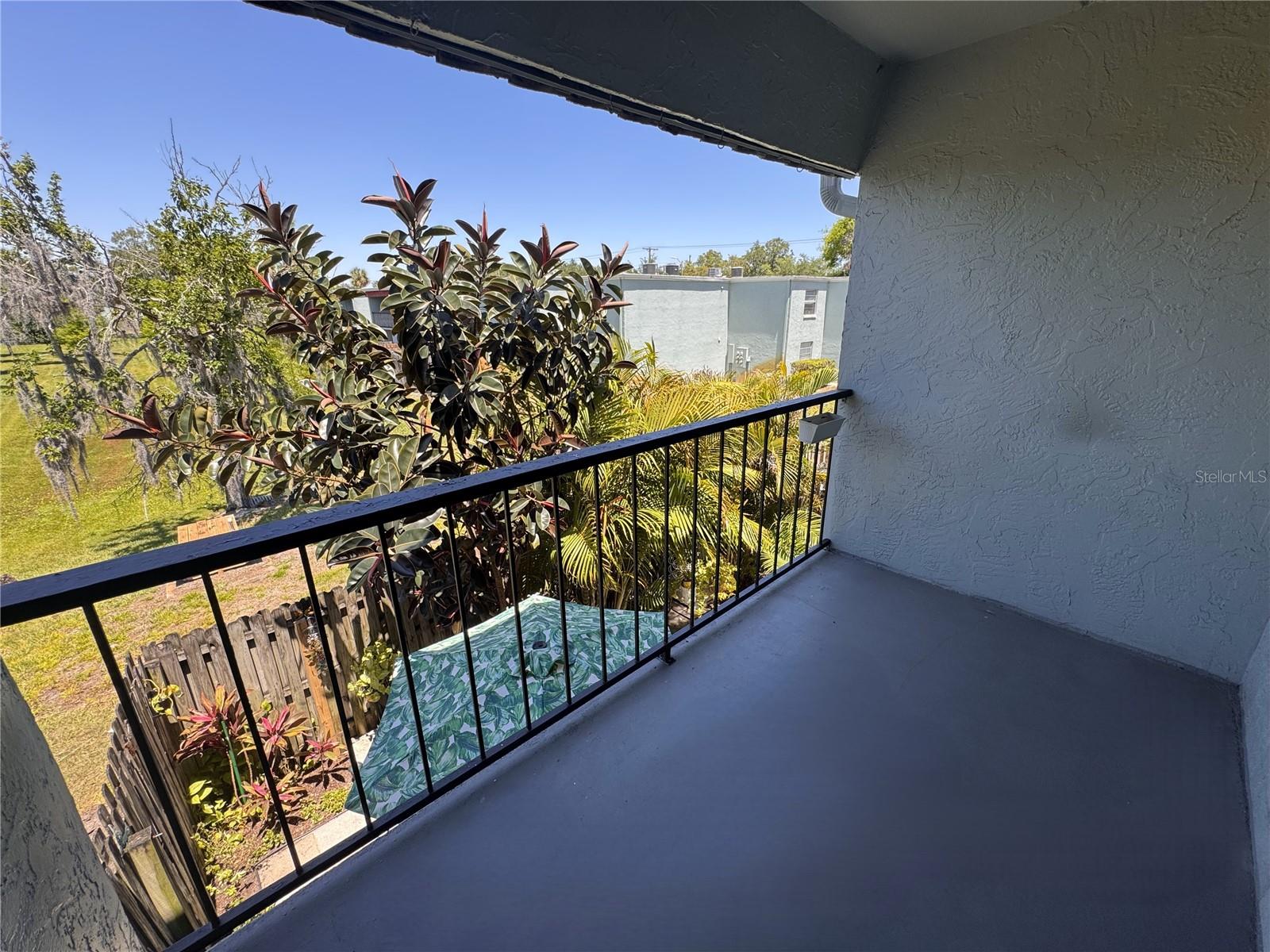 Image 8 of 25 For 2850 Somerset Park Drive 201