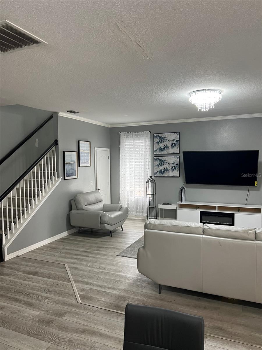 Image 4 of 9 For 2507 Red Berry Way