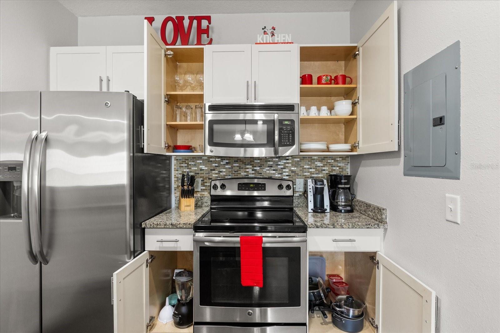 Image 12 of 30 For 5356 Diplomat Court 107