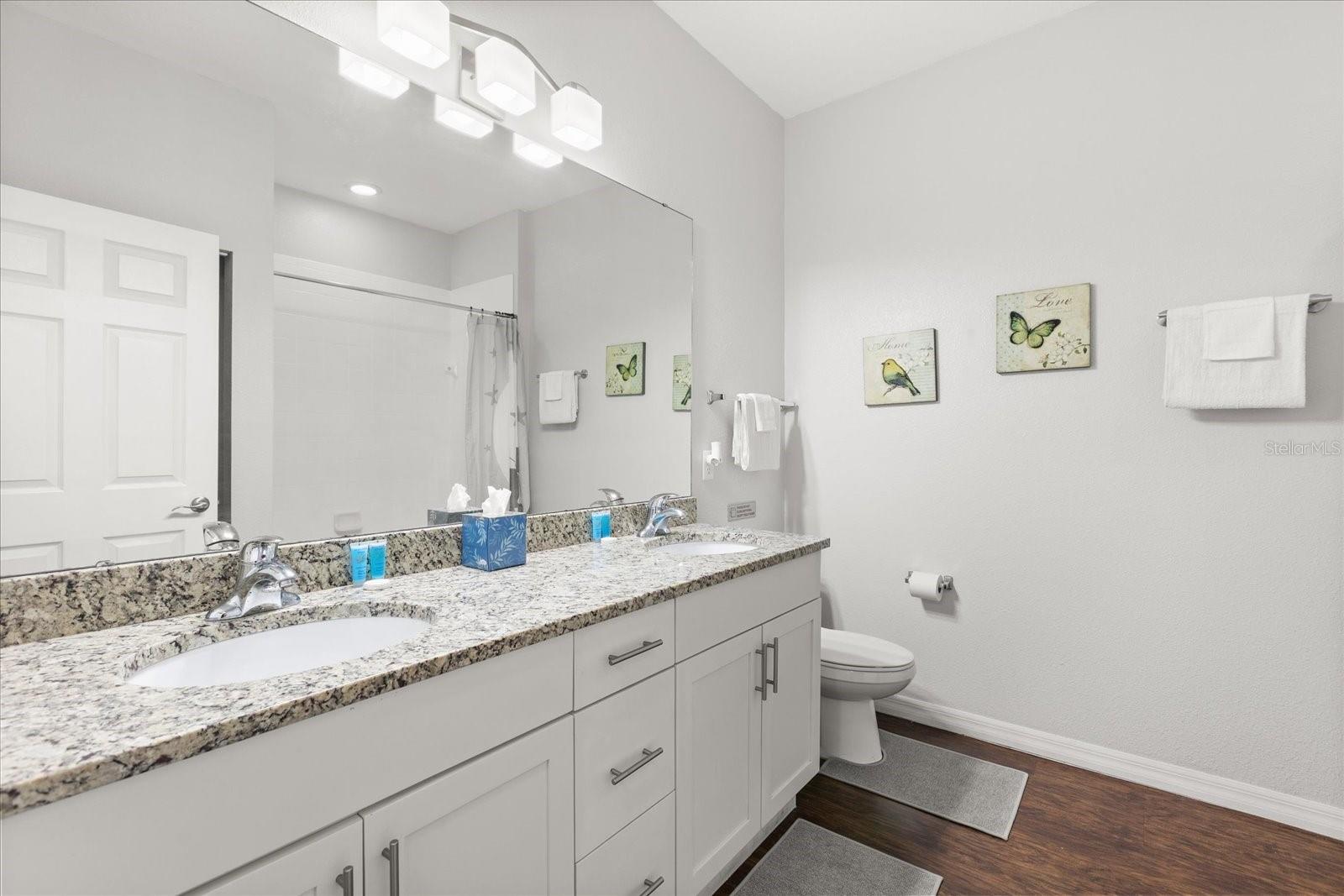 Image 25 of 30 For 5356 Diplomat Court 107