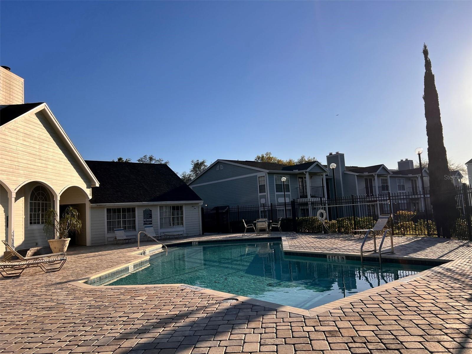 Image 16 of 17 For 2550 Alafaya Trail 10206