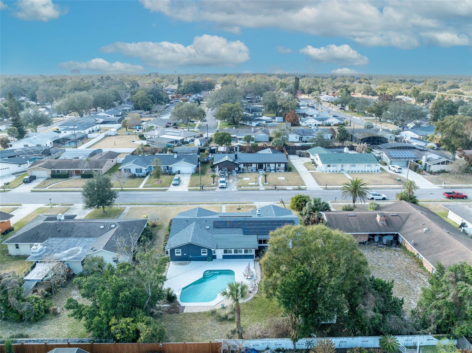 Image 27 of 29 For 815 Arlington Boulevard