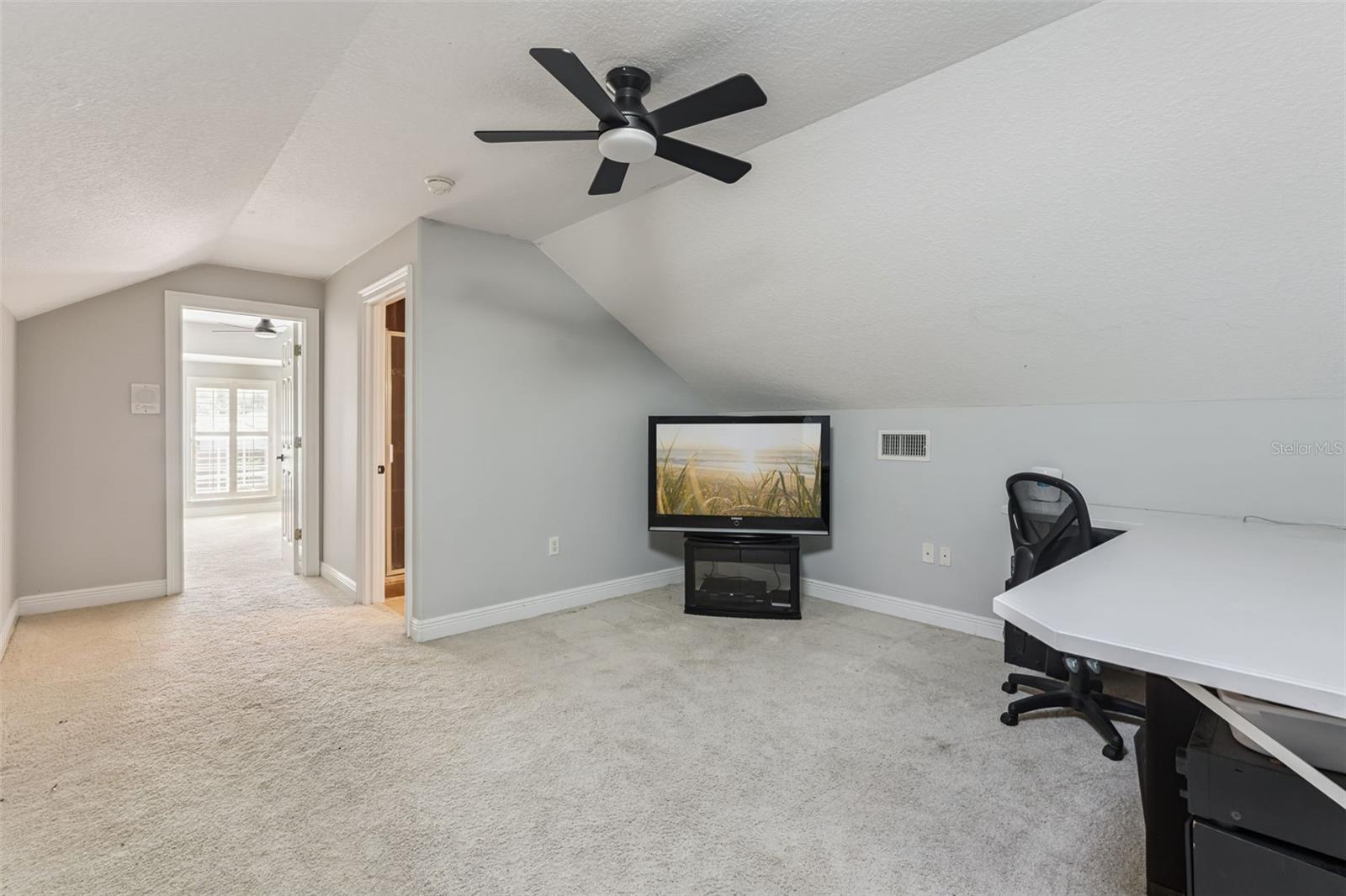 Image 27 of 49 For 814 Miami Springs Drive