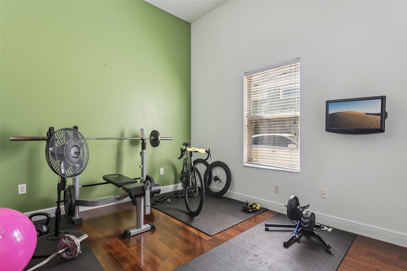 Image 29 of 49 For 814 Miami Springs Drive