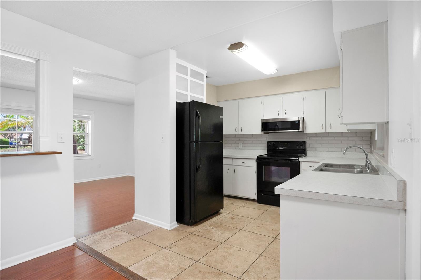 Image 10 of 26 For 4521 Conway Gardens Road