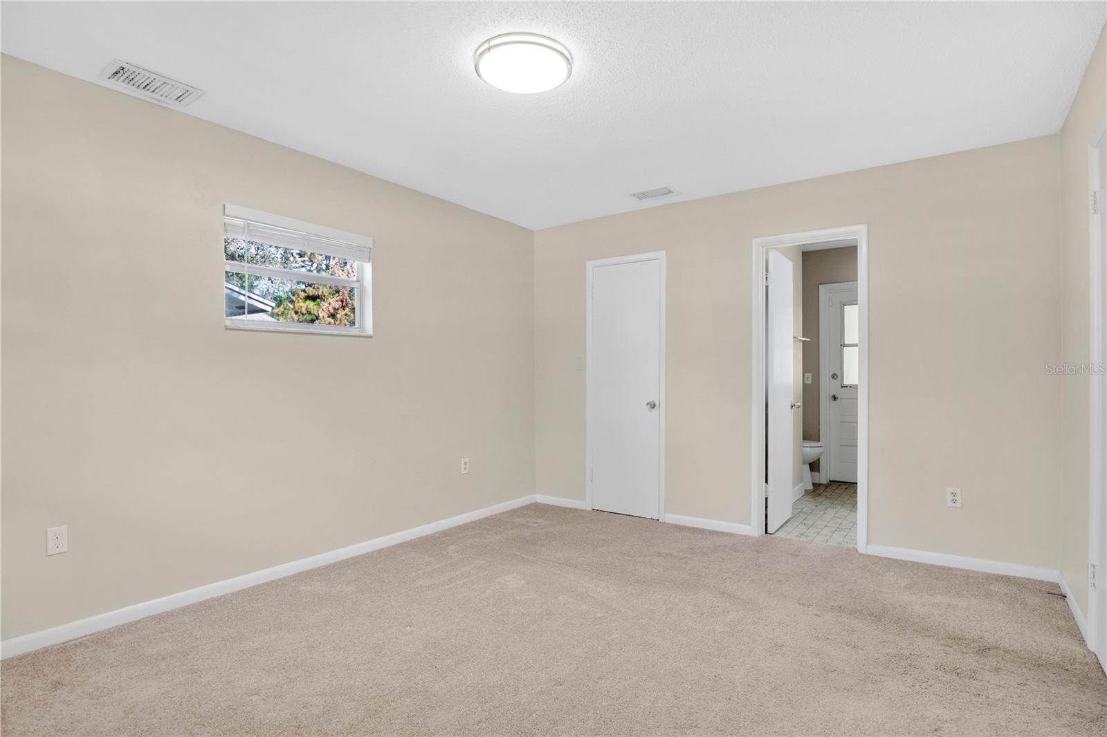 Image 18 of 26 For 4521 Conway Gardens Road