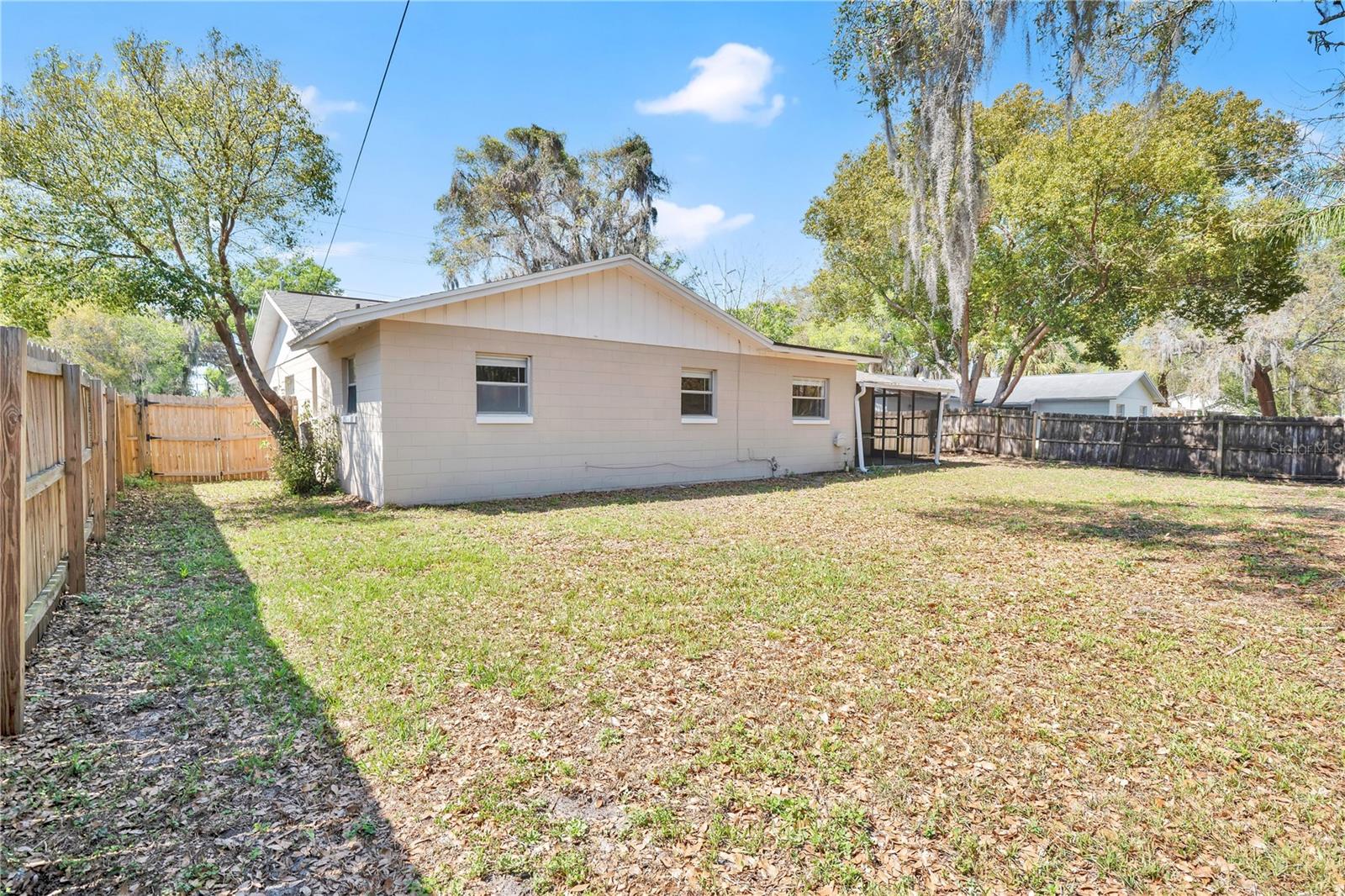 Image 22 of 26 For 4521 Conway Gardens Road